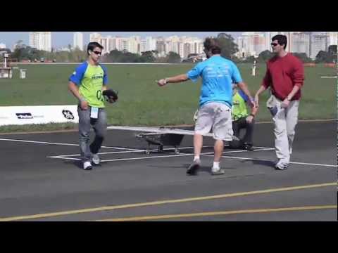 Equipe Aeroo UFMT Segunda bateria classificação ( SAE Brasil Aerodesign 2011)