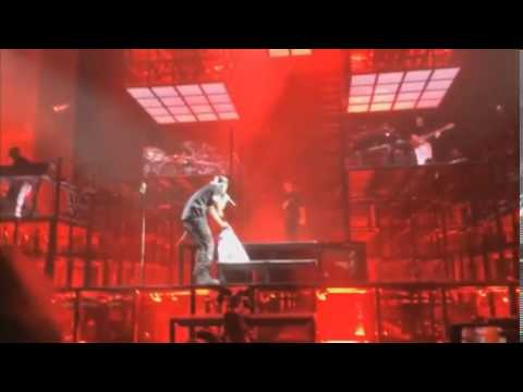 Chris Martin joins rap superstar Jay Z on stage at London's O2