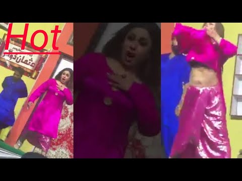 Honey Shahzadi Mujra On Stage Full Masti #stage #stagedance