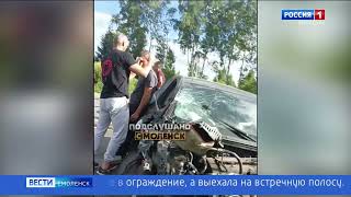 В Смоленской области автомобиль разбился на трассе
