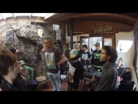 Mc Emigrant ,I Lion y erBensi! en el Risco