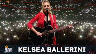 Kelsea Ballerini Performs &quot;Miss Me More&quot; at the 2019 CMT Music Awards | CMT