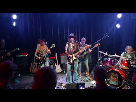 Corky Laing And The Bobos : Mississippi Queen (live @ Semifinal, Helsinki FIN 5/11/2023)