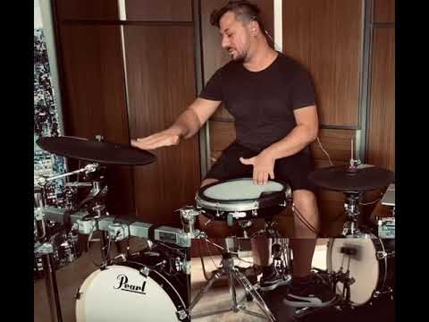 BARE HANDS BLAST BEATS at 300BPM - on the new Pearl Drums Emerge