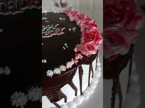 Chocolate cake amazing please subscribe please👍👍👍