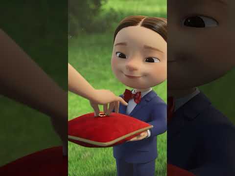 Do you like weddings? 👰💐#Saycheese #MashaAndTheBear #Shorts #cartoonforkids #kids