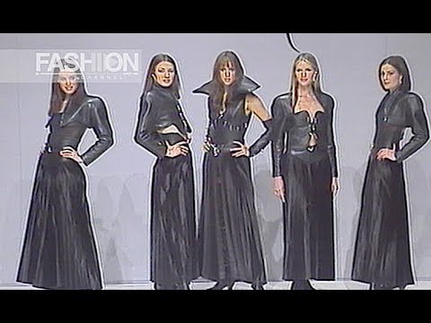 NACHO RUIZ Fall 1993 Madrid - Fashion Channel