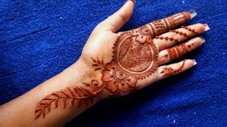 Beautiful and simple front hand mehndi design 🌸