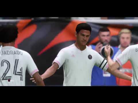 FIFA 22 - BASE ICON GARRINCHA PLAYER REVIEW - MANS A DEMON!