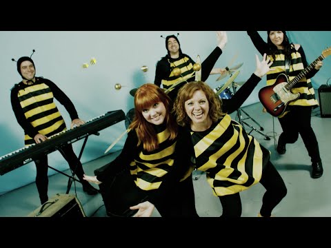 Bobs & LoLo - Busy Bee (Official Video)