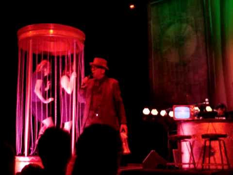 Elvis Costello, Portland, 4/13/2012