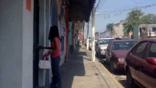 preview picture of video 'Caminando en el barrio de las estaciones Córdoba,Veracruz.,México'