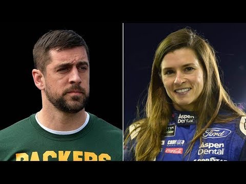 Danica Patrick & Aaron Rodgers All Kissy-Face In Mexico Vacay