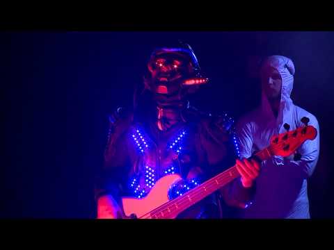 Real Giana Brothers – Michael Dragon [Live at A38] (2016)