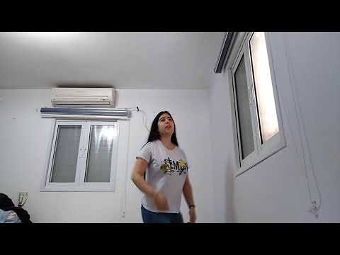 HELLO VENUS WIGGLE WIGGLE LIVE