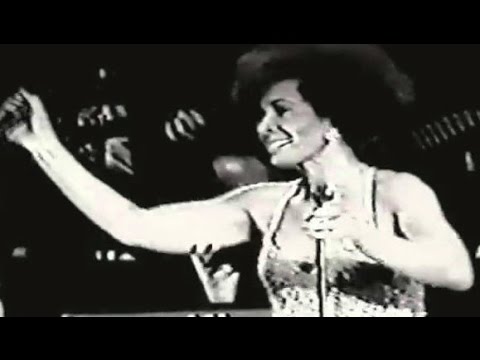 Shirley Bassey - Kiss Me Honey Honey Kiss Me (1990 Live in Costa Del Sol)