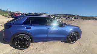 Video recensione Volkswagen T-Roc, la prova della nuova serie solo ibrida