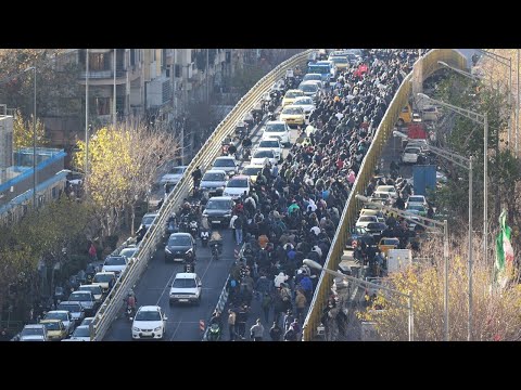 Iran restores communications as deadly protests continue