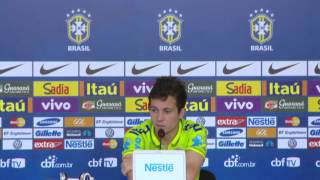 Bernard relembra final da Libertadores e elogia Mineirão