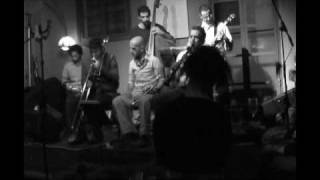 BUCKET'S GOT A HOLE IN IT  -  The new orleans function jazz band