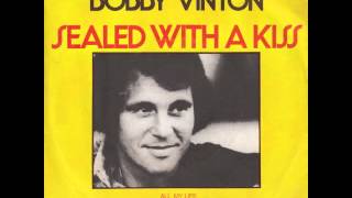 Download lagu Bobby Vinton - Sealed With A Kiss mp3