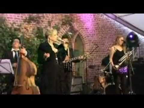 Irene Atman - Somos Novios - Live @ Amersfoort Jazz Festival - May 2011