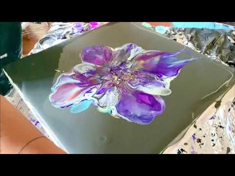 #42 Gorgeous colour explosion with mini cells on a big bloom!