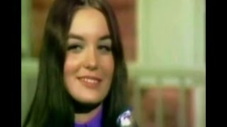 Crystal Gayle -  The  Early Years (Video)