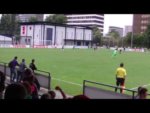 B.V. 04 Düsseldorf U17 gegen VfL Borussia Mönchengladbach (1.Halbzeit)