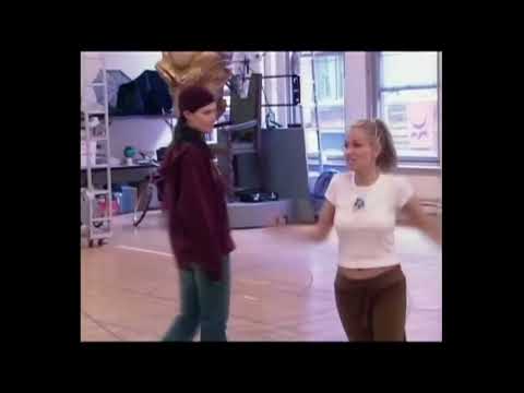 Wicked: Idina Menzel and Kristin Chenoweth rehearsing What Is This Feeling? (Loathing) in April 2003