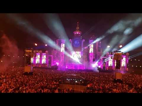 BOOMTOWN FAIR 2018 CH10 BANG HAI TOWERS CLOSING ACT