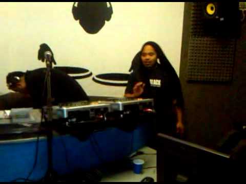 Original DJ Memzee & Poshbwoy Drunk LIVE At Phatsbeats.net