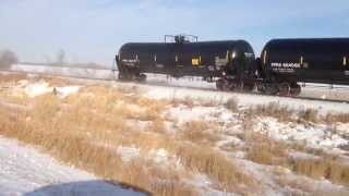 preview picture of video 'Canadian Pacific Train headed East in Bawlf, AB'