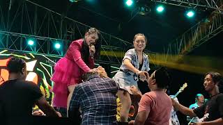Download lagu SURATAN - ANI ARLITA - NEW MONATA - LIVE PERFORM AT PASAR BANGGI REMBANG 16 APRIL 2024 mp3