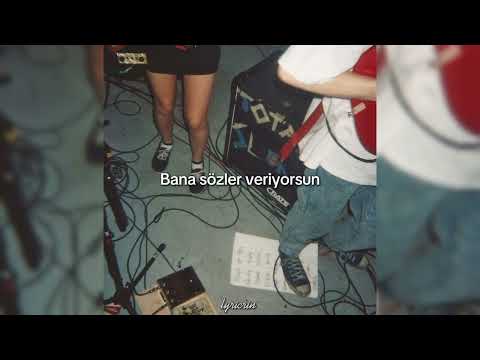 Dolu Kadehi Ters Tut - Yalan (Lyrics)