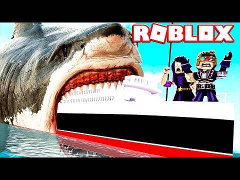 I MIEI AMICI CONTRO LO SQUALO PIÙ FORTE DI ROBLOX!!!