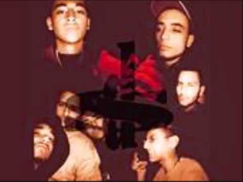 Δίχως Συμπόνια - XWRIATIKH FAMILIA