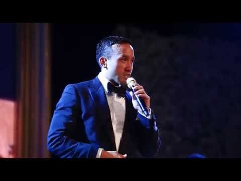 Maruli Tampubolon Cover All Of Me on His wedding party