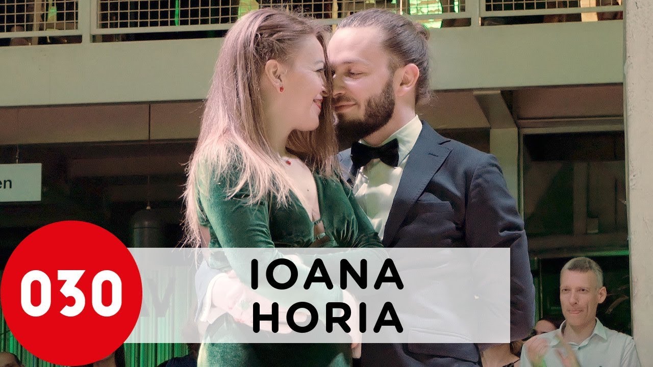 Ioana Lascu and Horia Călin Pop – Ella es así