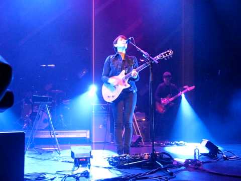 2/20 Tegan & Sara - Sentimental Tune (clip) @ The Forum #1, Melbourne, VIC 5/11/10