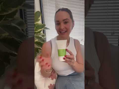 The difference between our AHA  enzyme and Recovery mask