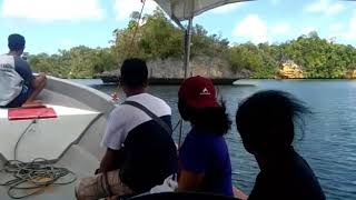 preview picture of video 'Teluk kabui -Raja Ampat...by: Ronny N Rumaropen'