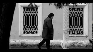 Musik-Video-Miniaturansicht zu Ben Bir Tek Adam (Kadın) Sevdim Songtext von Selami Şahin