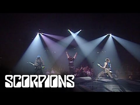 Scorpions - Rock You Like A Hurricane (Live in Berlin 1990)