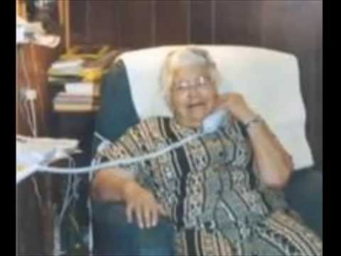 People Lose Patience With Confused Old Lady