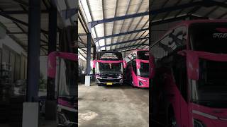 Download lagu Situasi Garasi Asyrof  Hari ini 2 Juni 2025⁉️🔥📸😊 #telolet #basuri #busmania mp3