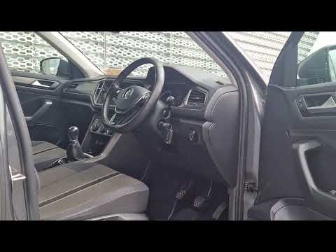 Volkswagen T-Roc Design 1.6TDI - Image 2