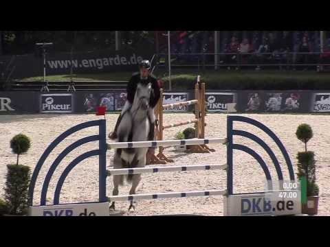 Felix Haßmann mit Cayenne - Eröffnungsspringen - 13.09.2013 - E.ON Westfalen Weser Challenge