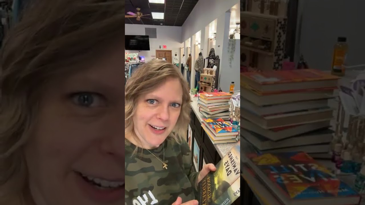 Book lovers, gather ‘round! Welcome to Chic and Unique Consignment & Boutique!