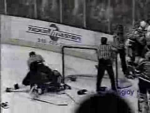 McSorley pounds Tikkanen 89-90